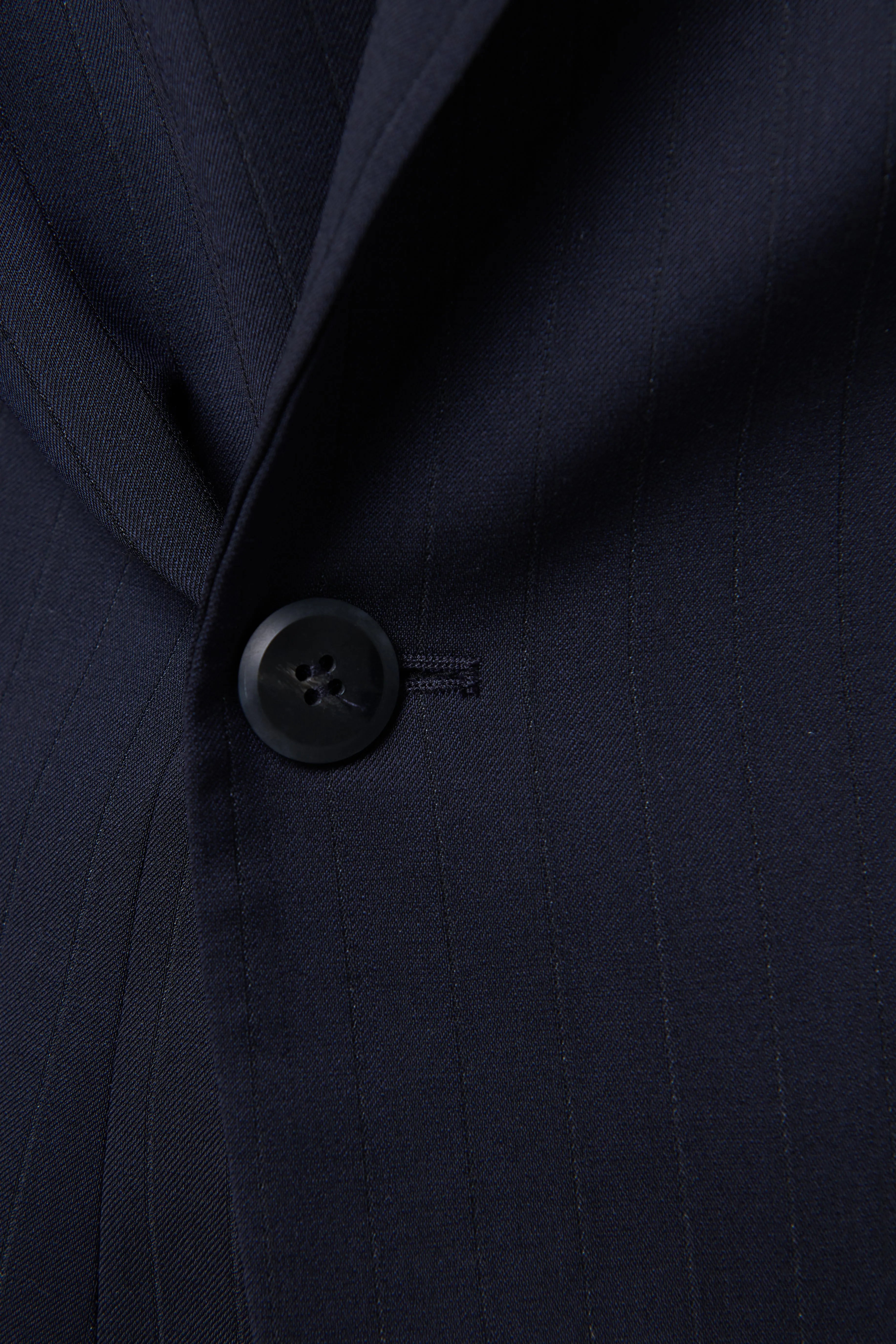 Black Overlap Blazer